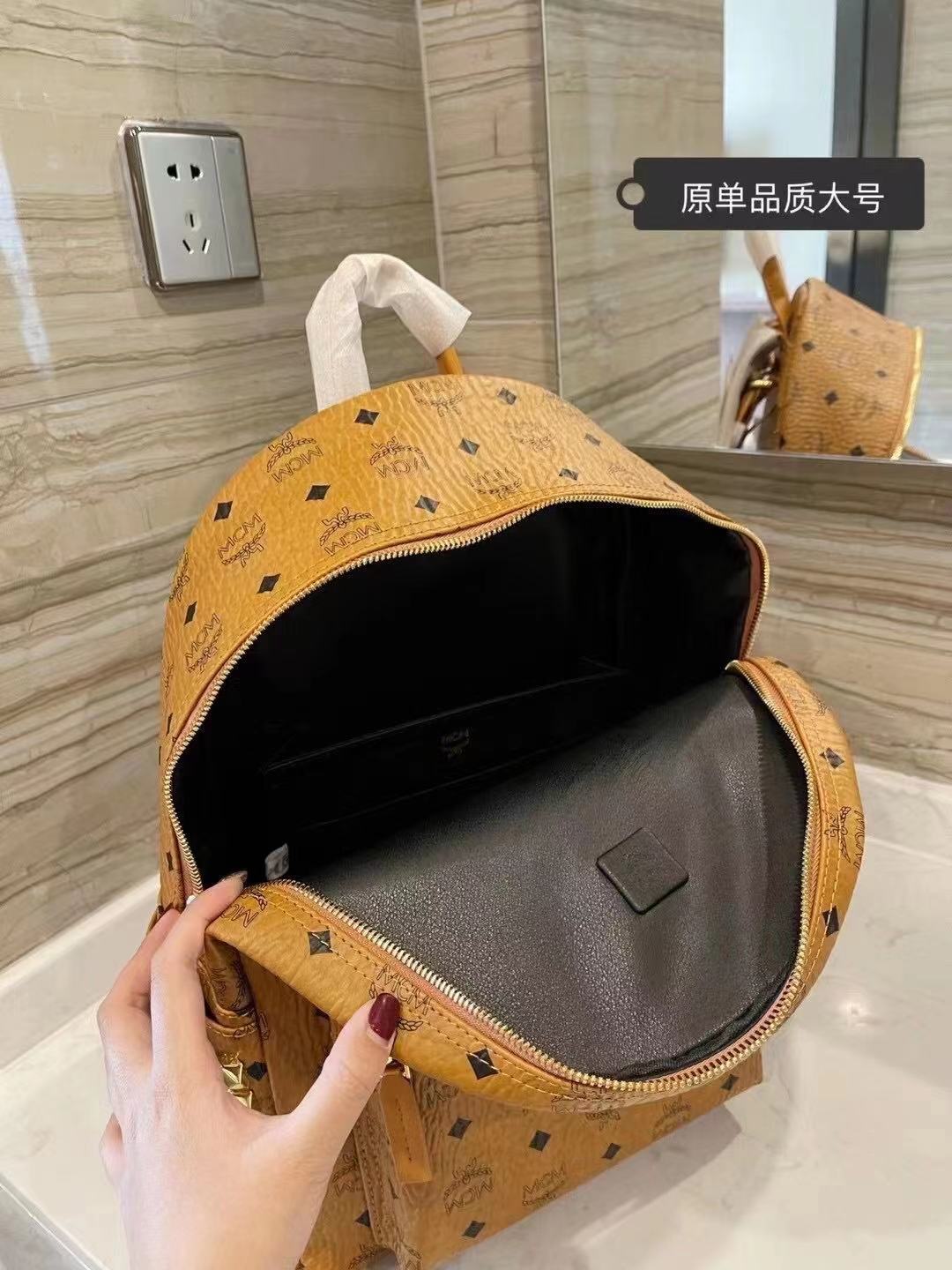 B12X44M332 Popular  Leather bag 