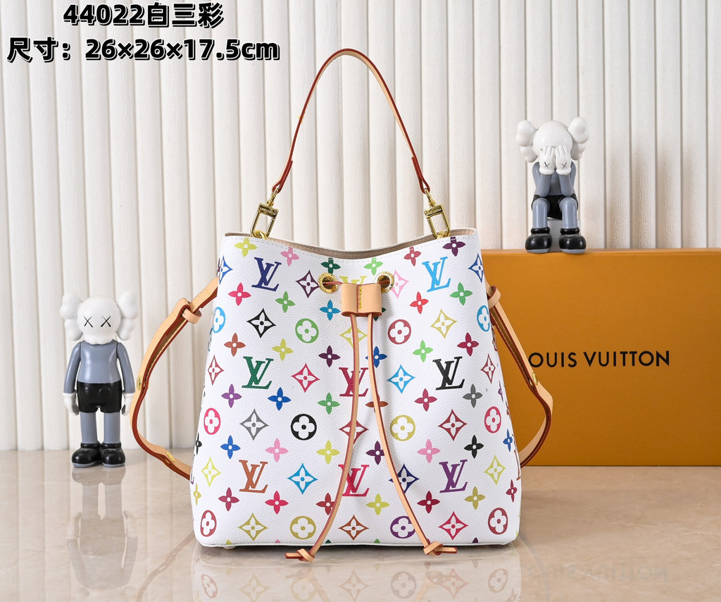 B1N55E36 Popular   leather bag