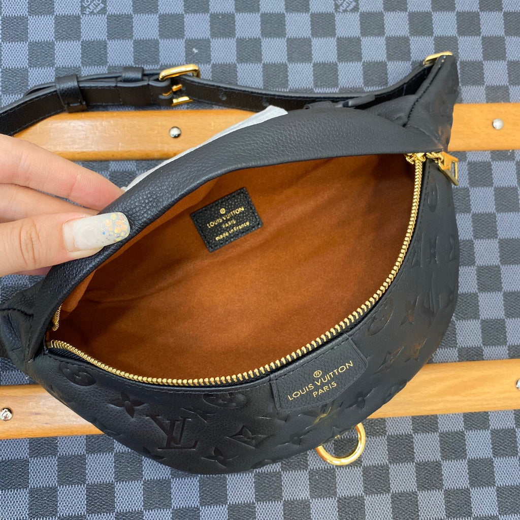 B12X44E299 Popular  leather bag 