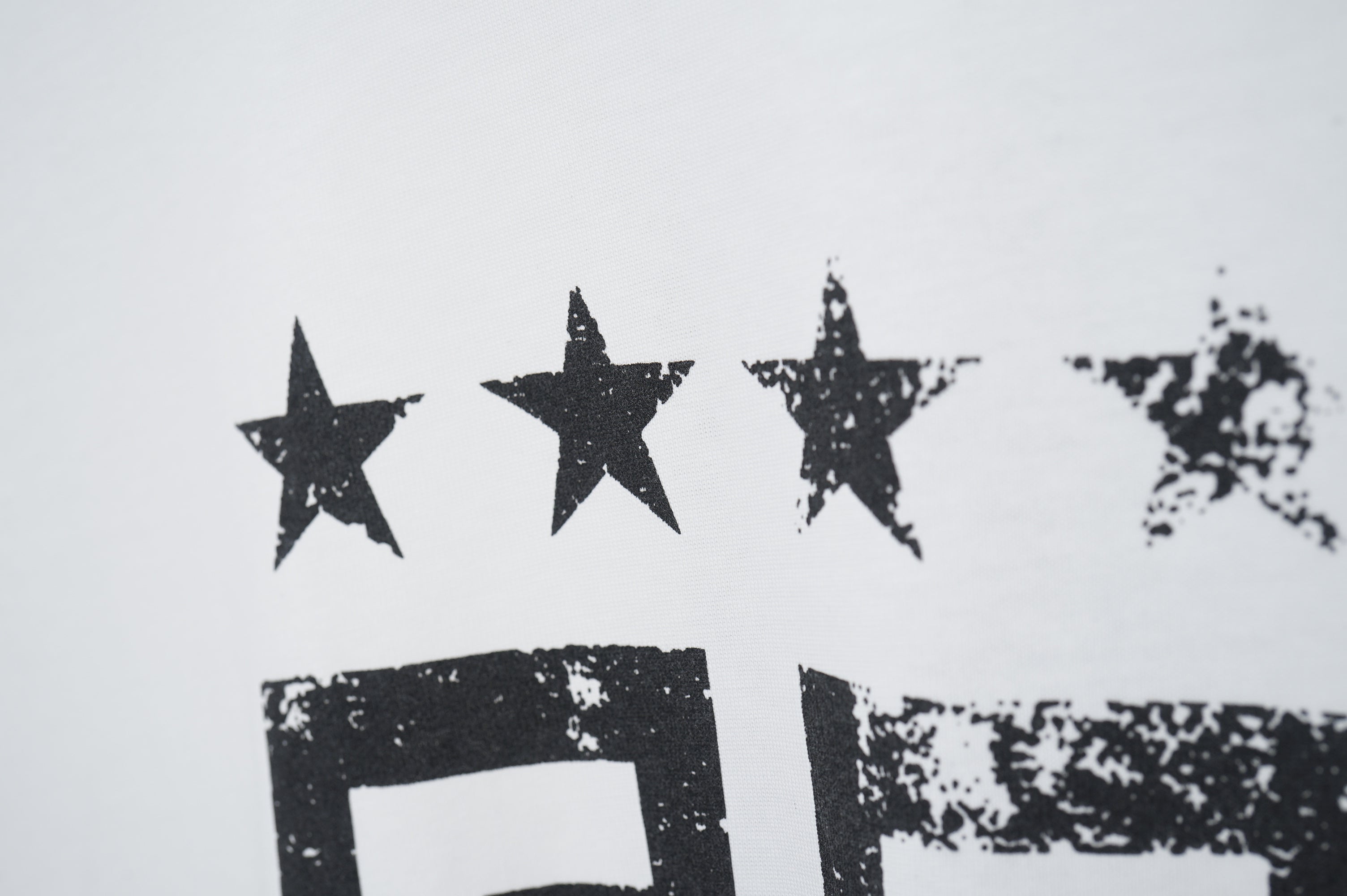 U1R76A6 Popular T-shirts