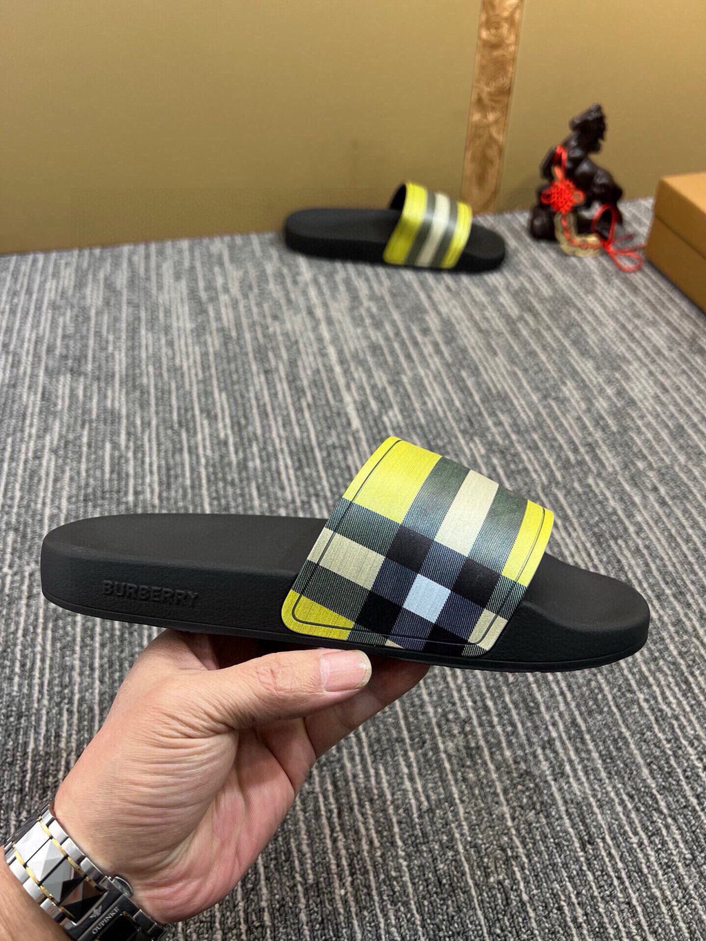 Z5Z35R258 Popular Slippers