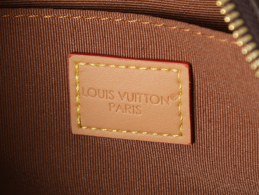 B1R76E52 Popular leather bag