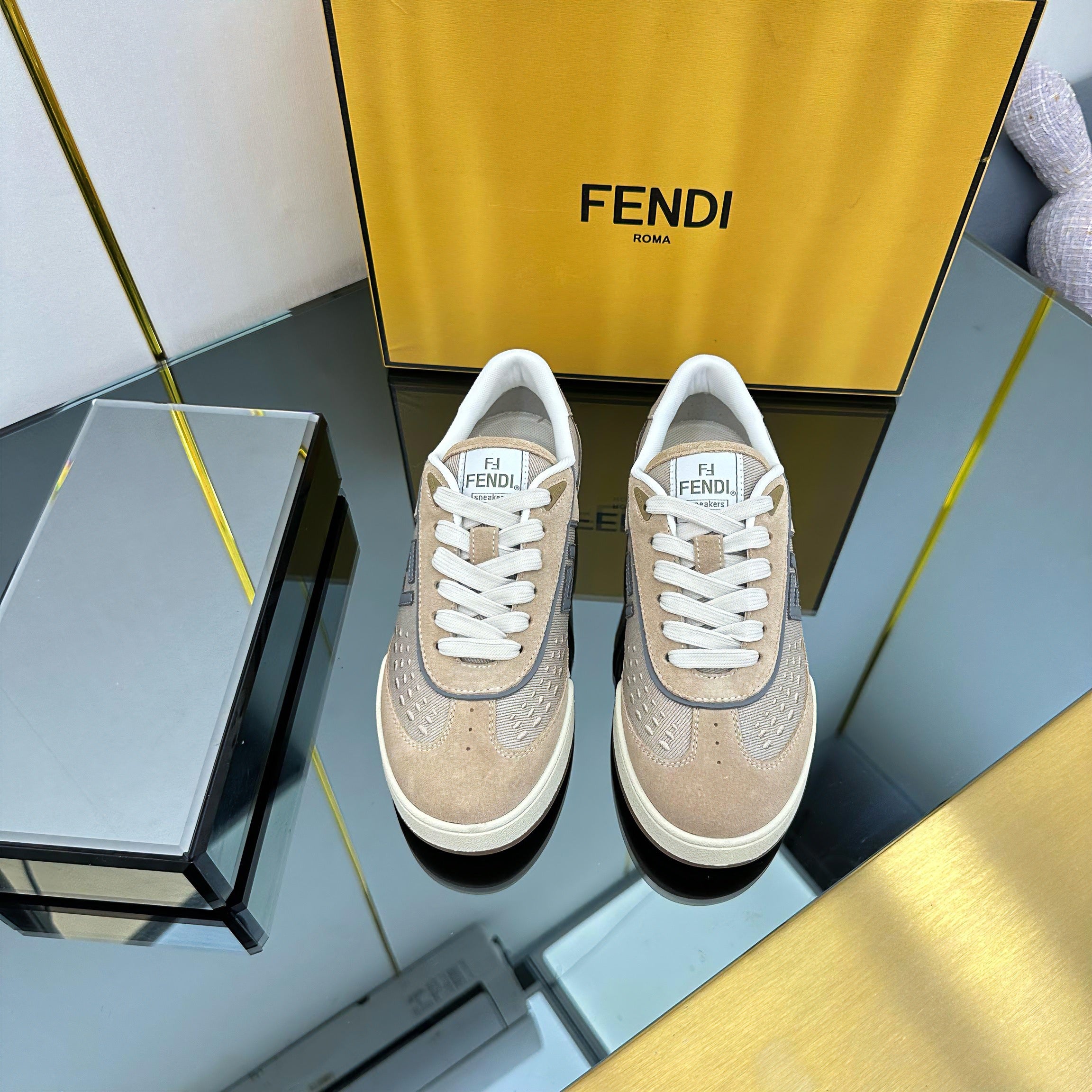 Z2Q105F421 Popular high-quality Shoes