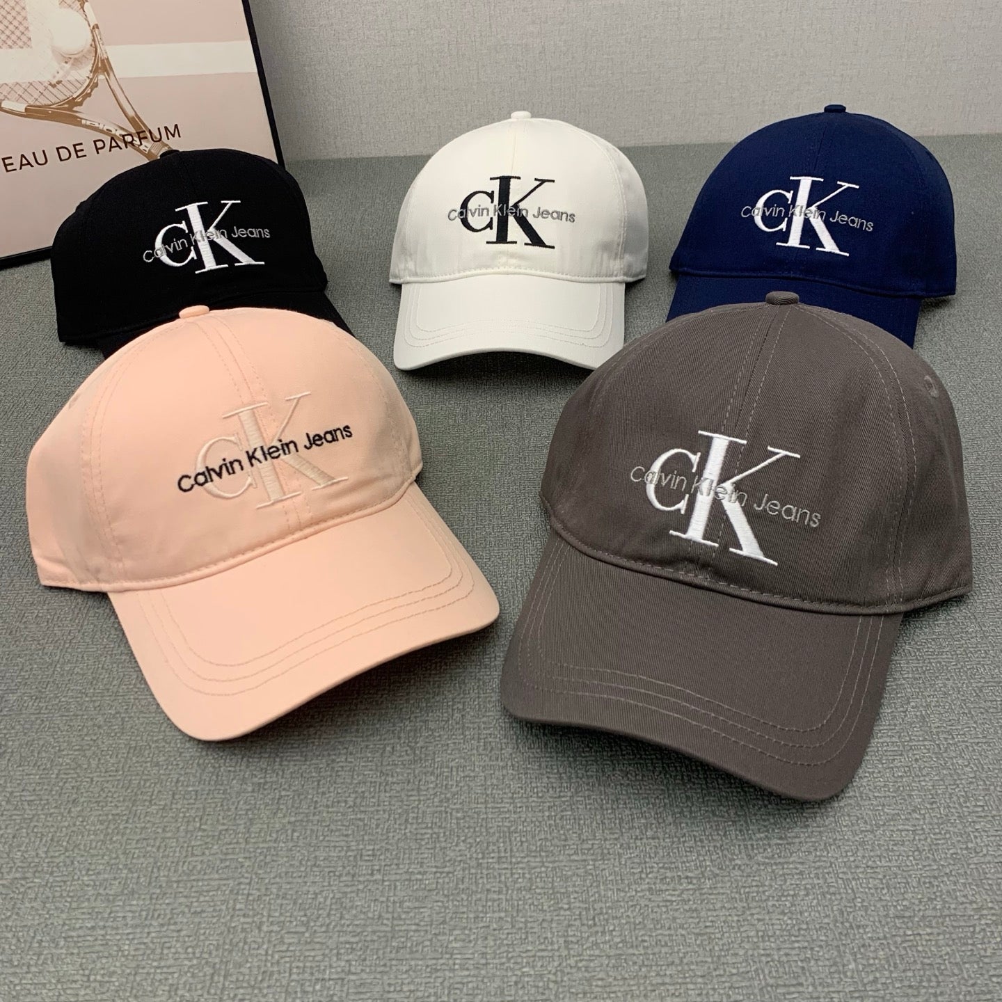 M1P45A573 Popular  hats