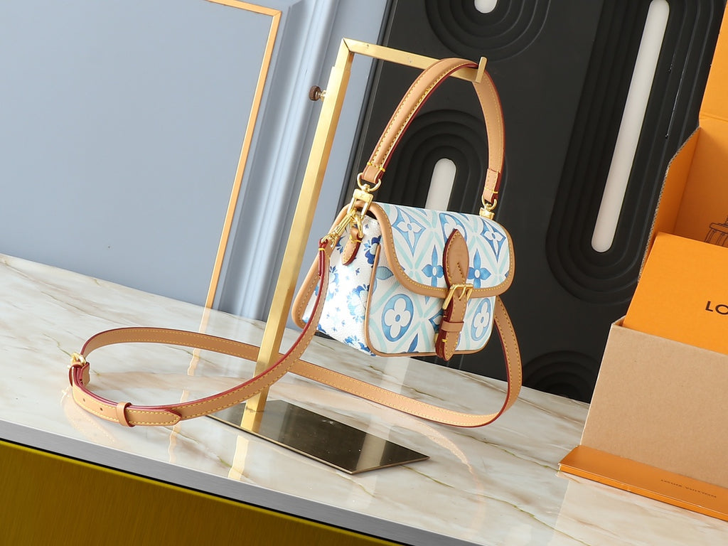 B1X45E2 Popular  leather bag