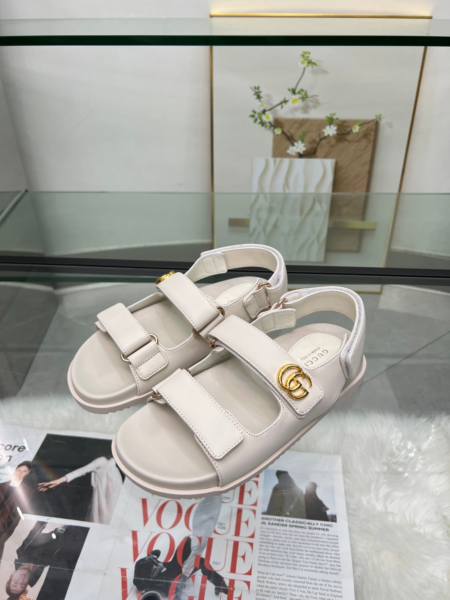 Z2R55B11 Popular high-quality shoes