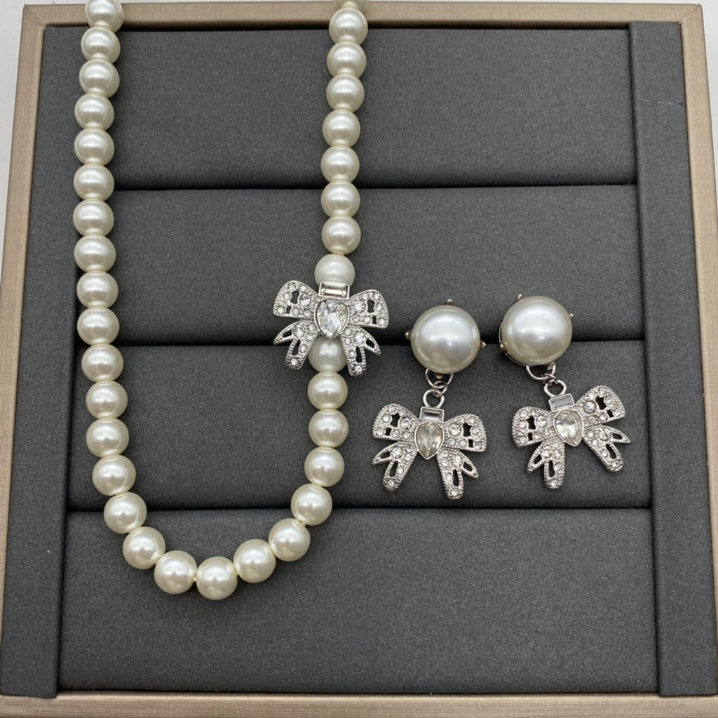 X1Q85A436X Popular Necklaces. Earrings