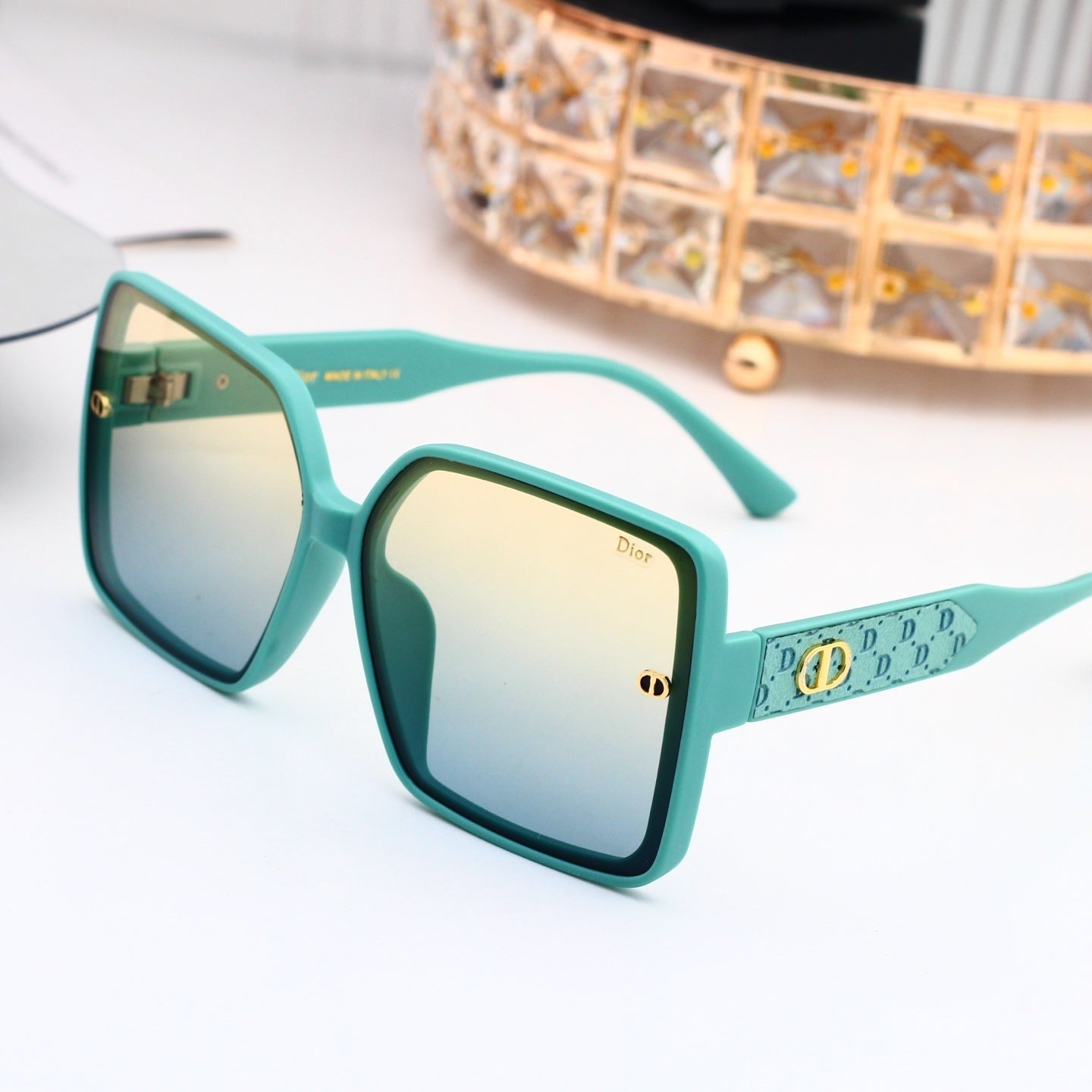T1P56D61 Popular Sunglasses