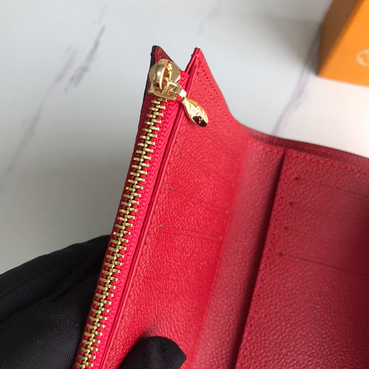 B1P20E10 Popular leather wallets