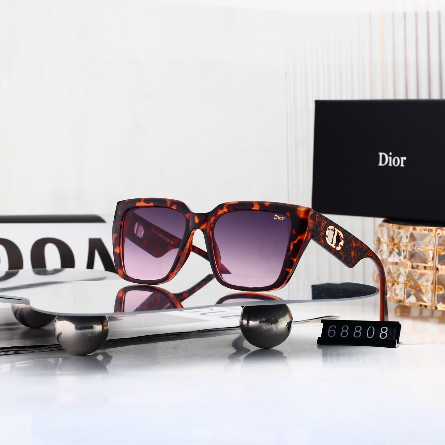 T1P56D55 Popular Sunglasses