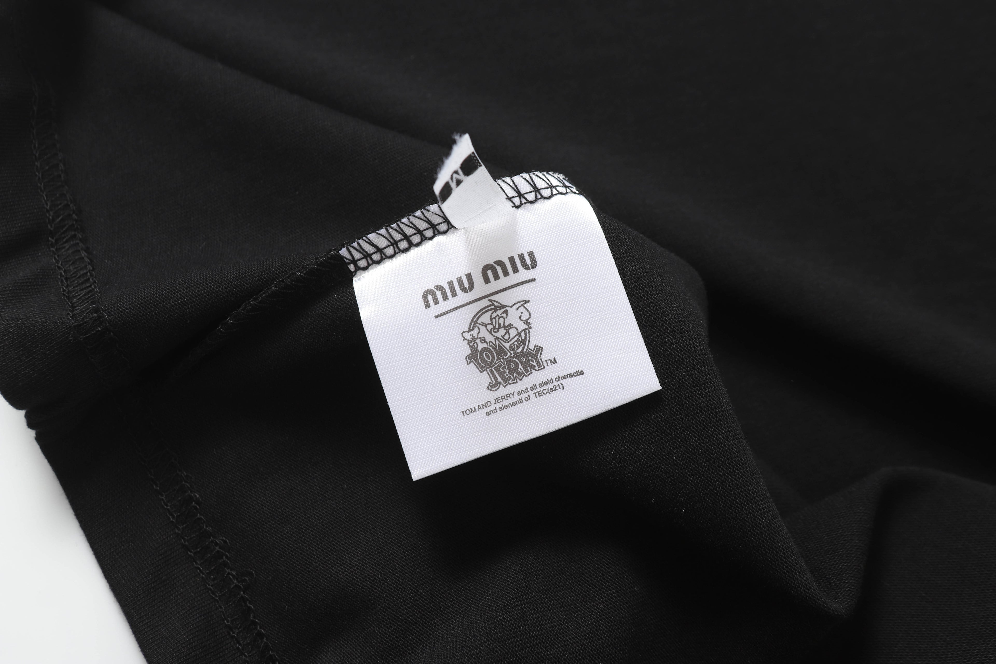 U1R45A186 Popular T-shirt