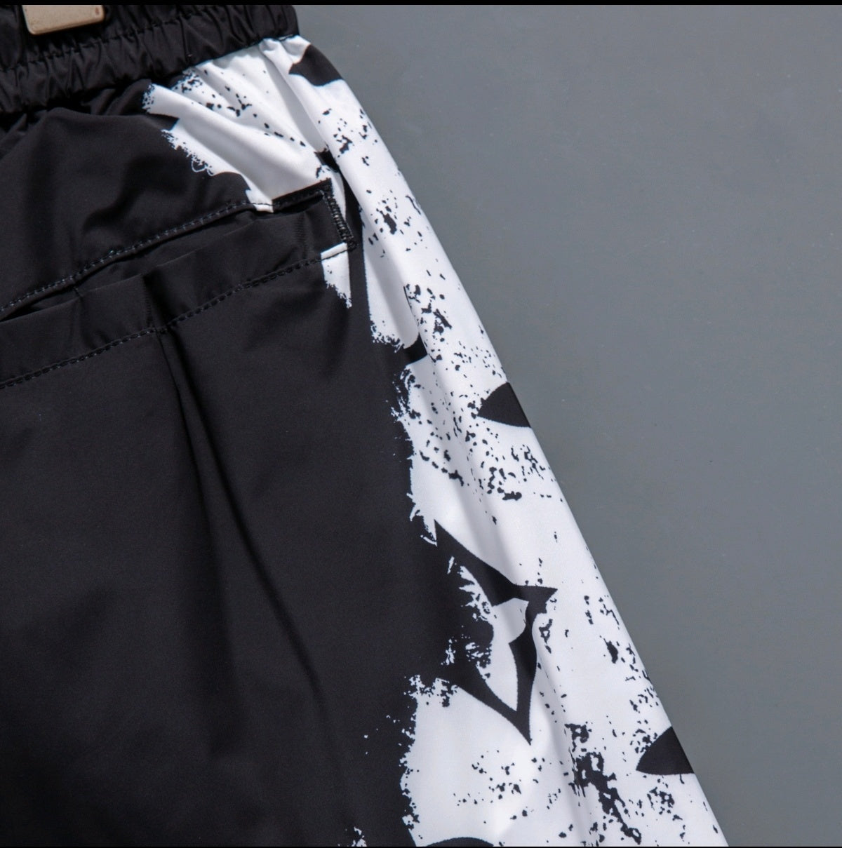 U1N36E2 Popular shorts