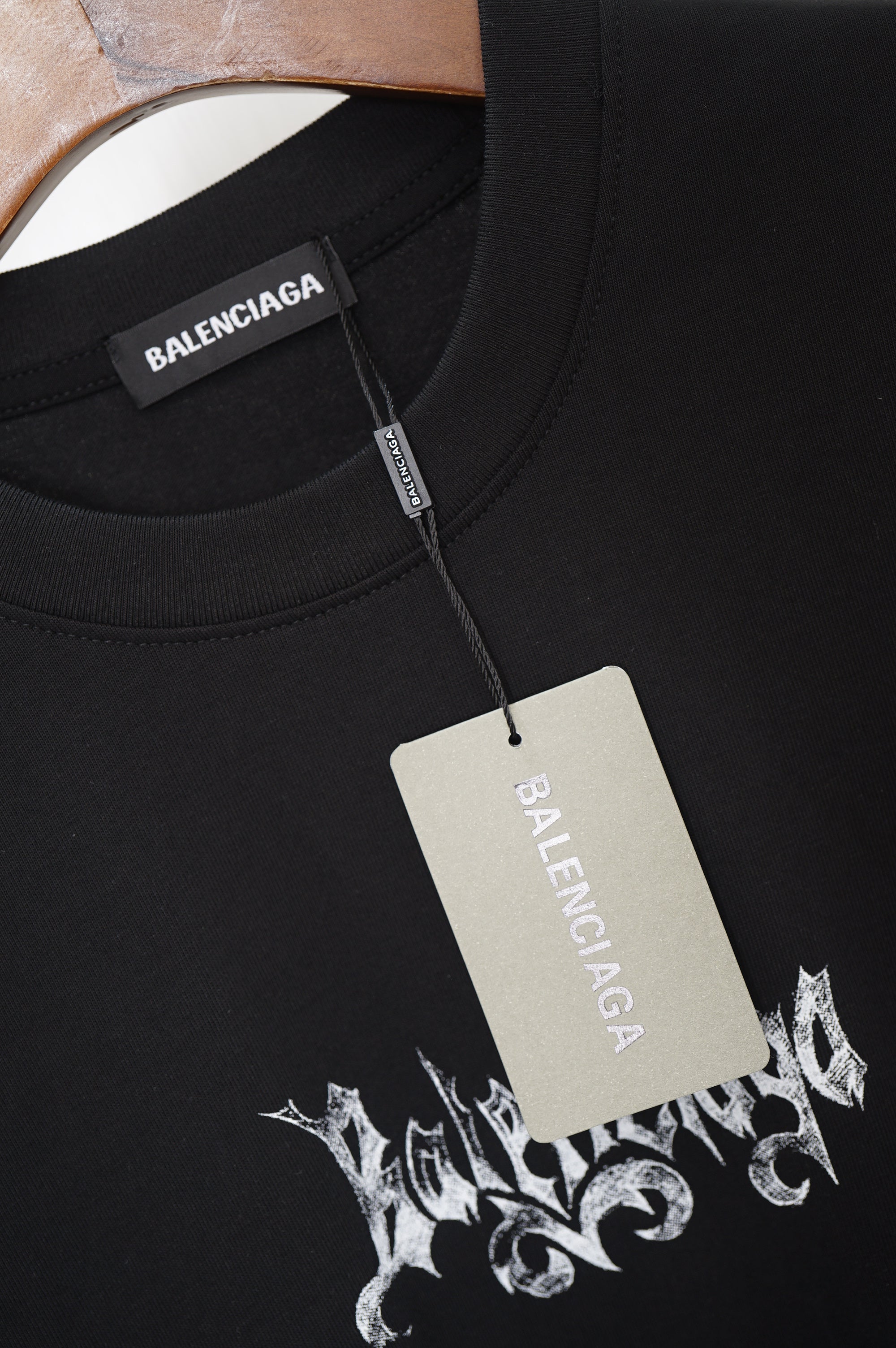 U1R76J9 Popular T-shirts