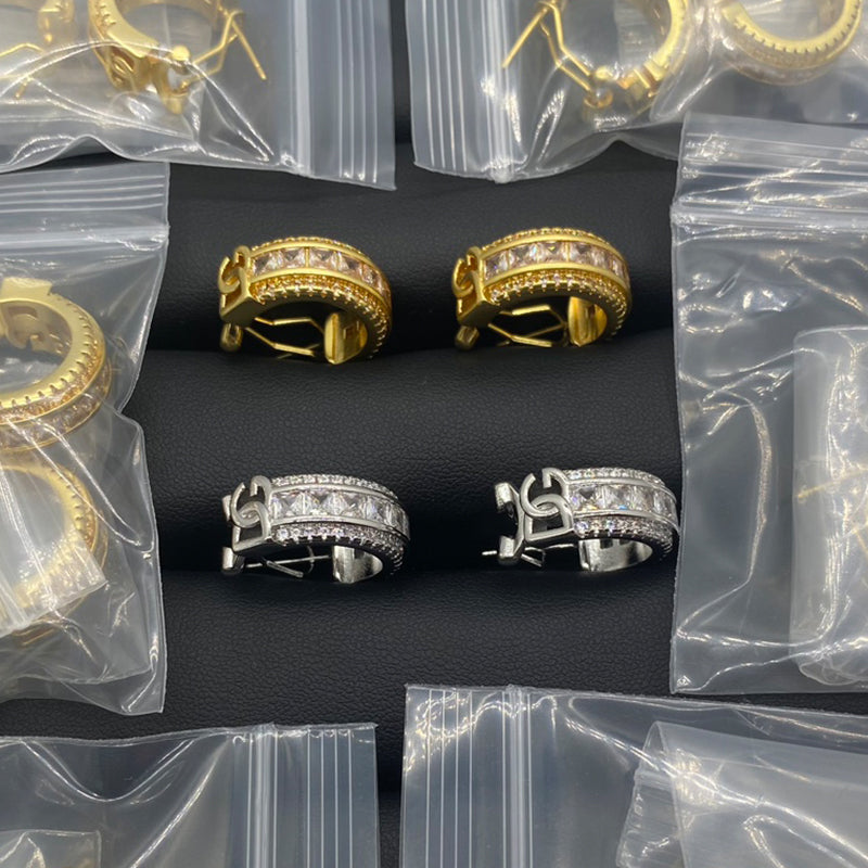 X1Z95A64E Popular Earrings