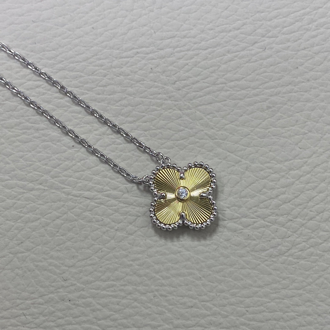 X5Q85VA261X Popular necklaces
