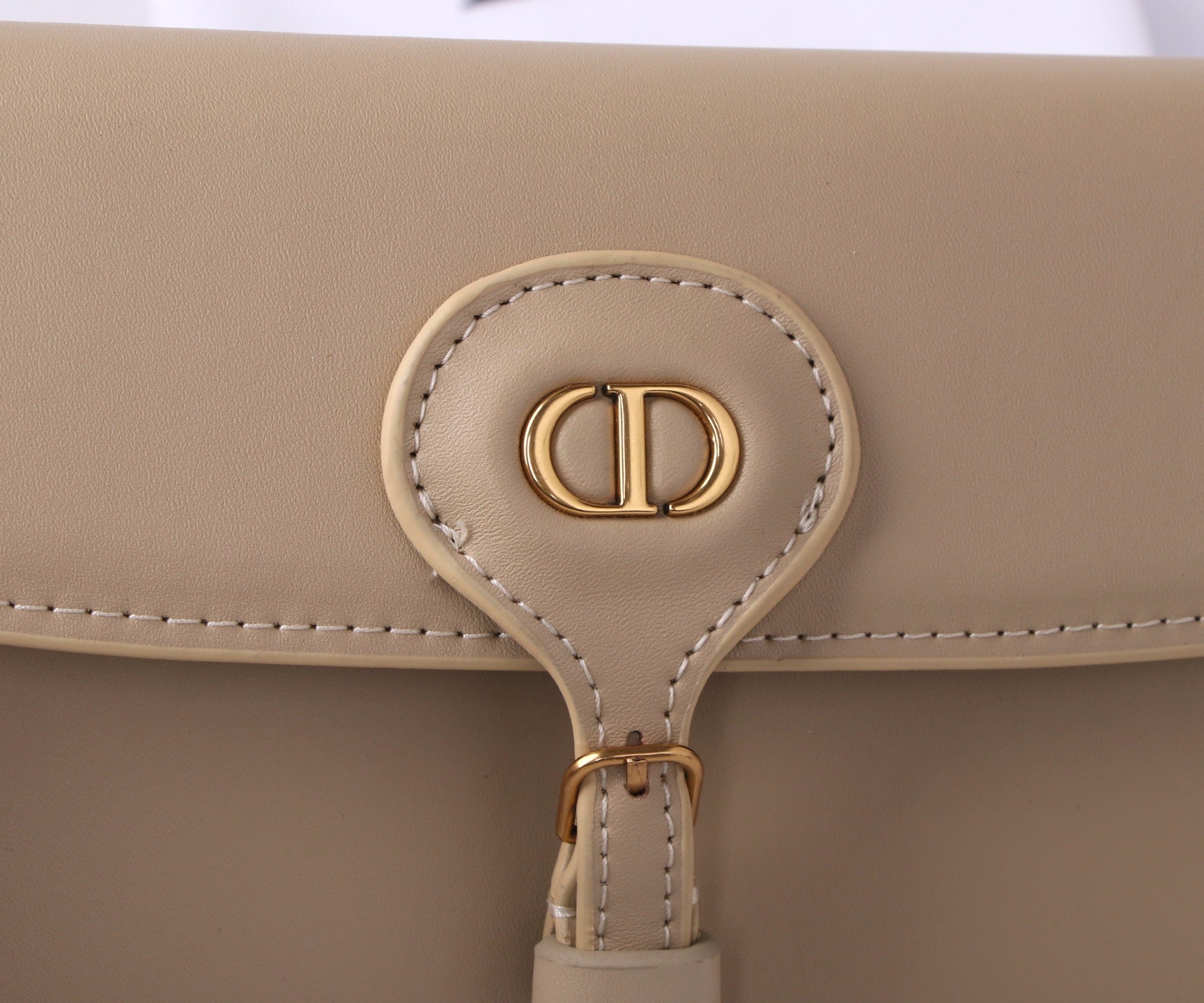 B1N55D53 Popular  leather bag