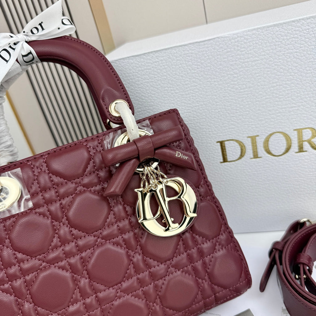 B1N36D23 Popular leather Purse bag