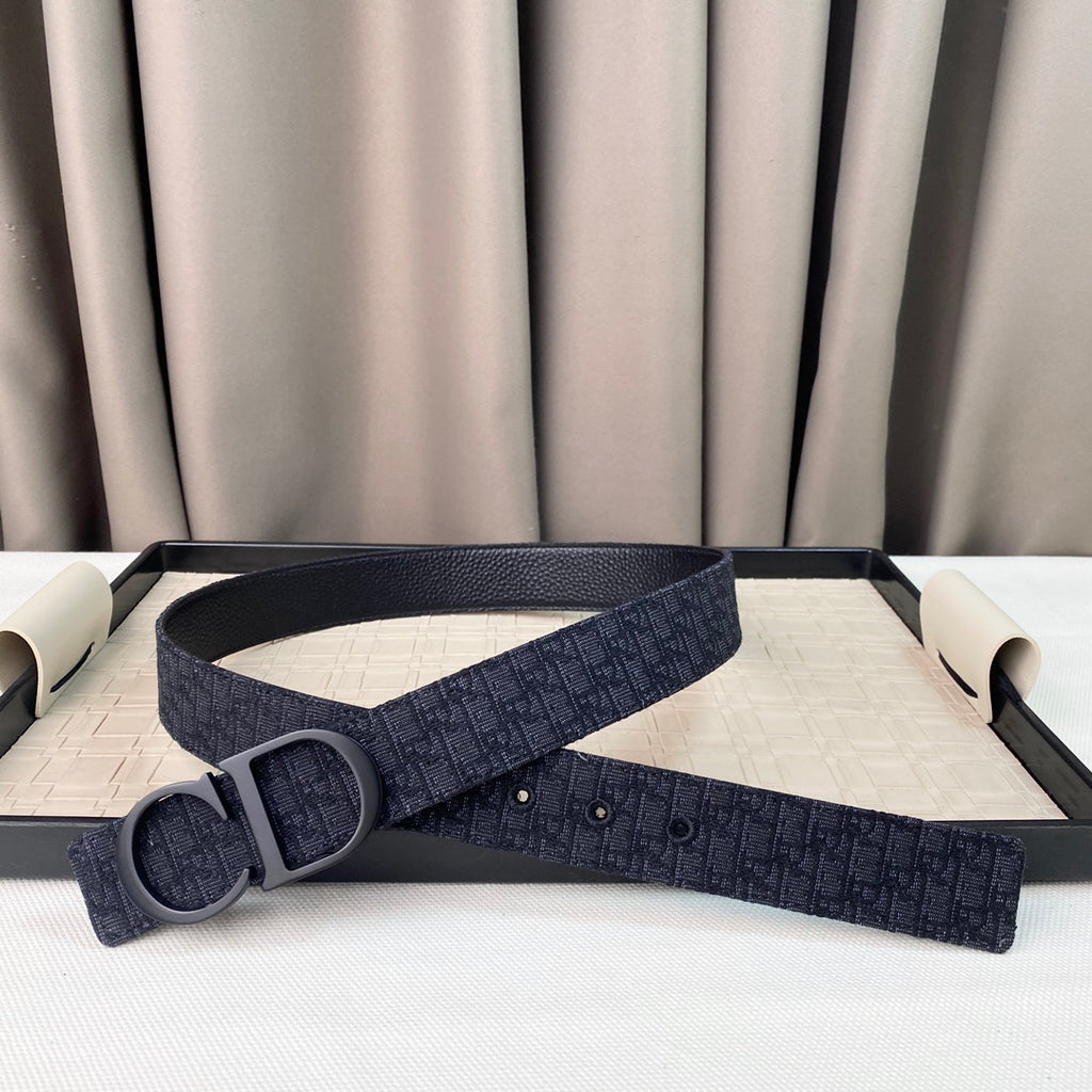 P1Q64D37  Popular    High quality belt With full package
