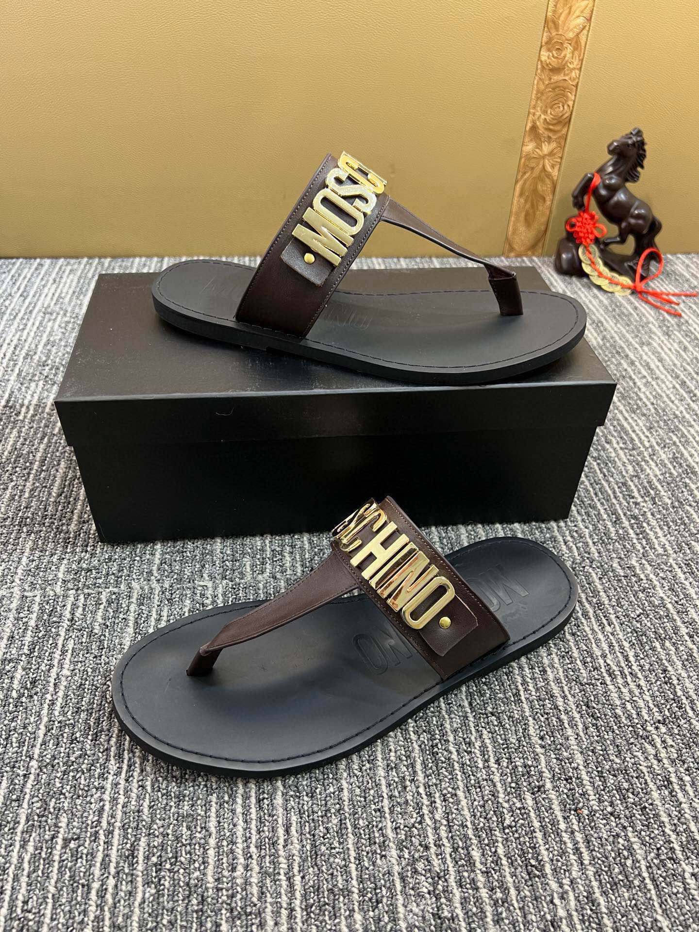 Z5ZA118 Popular slippers