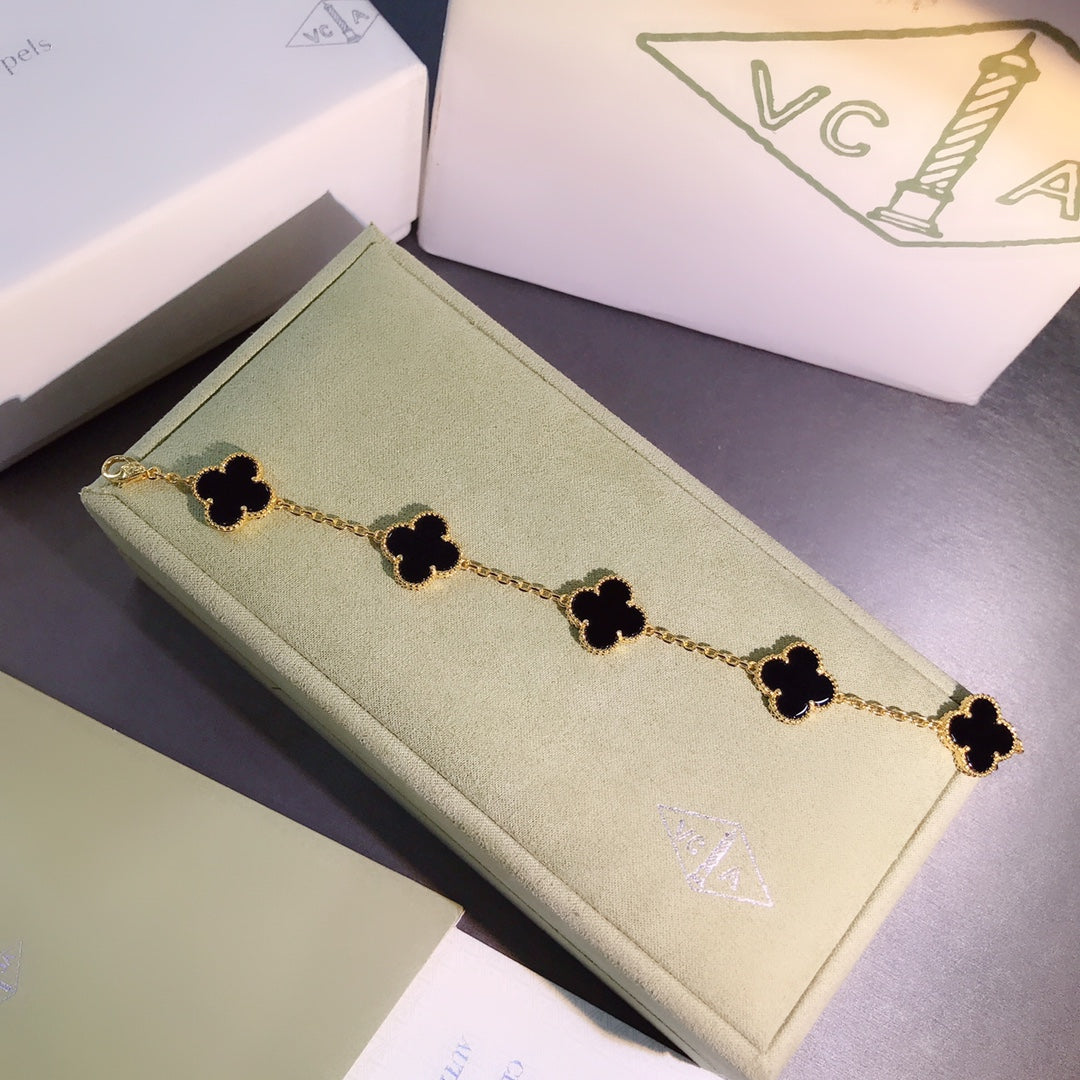 X5X53VA180K  Popular bracelets 5 flowers normal size1.5cm flower