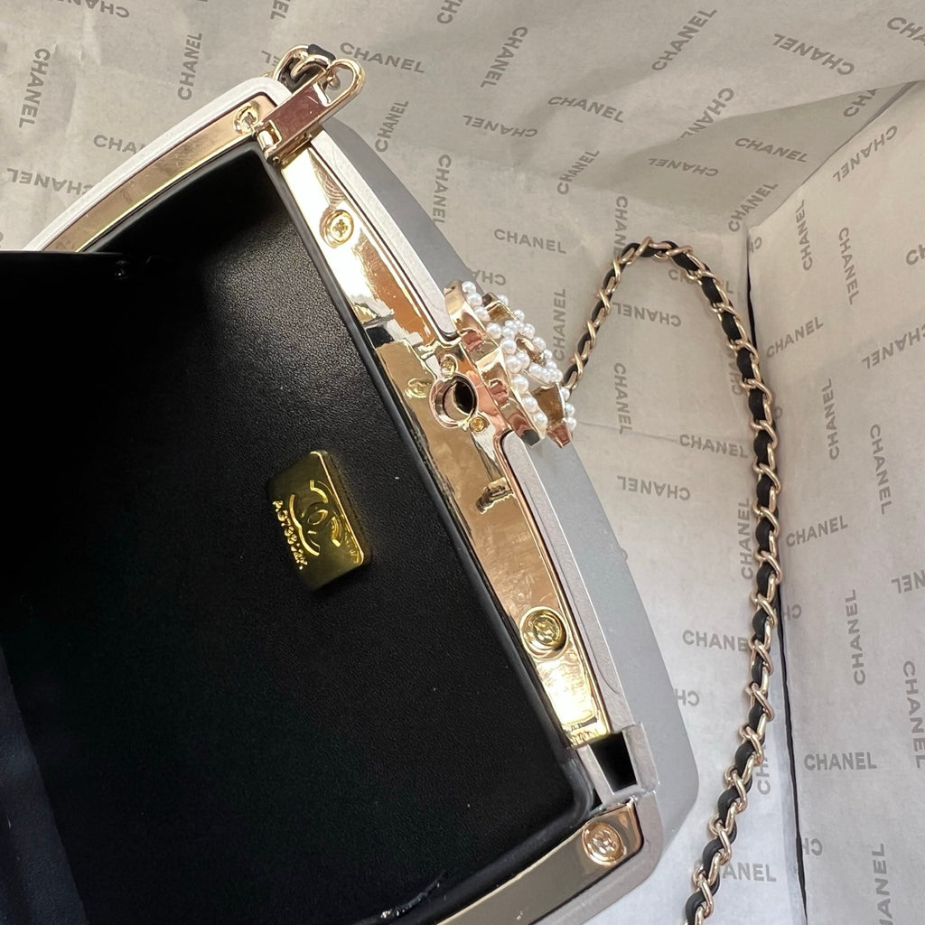 B1P46C12 Popular leather bag