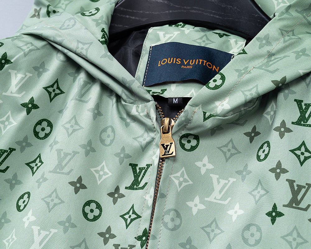 U1R86E24 Popular Coats