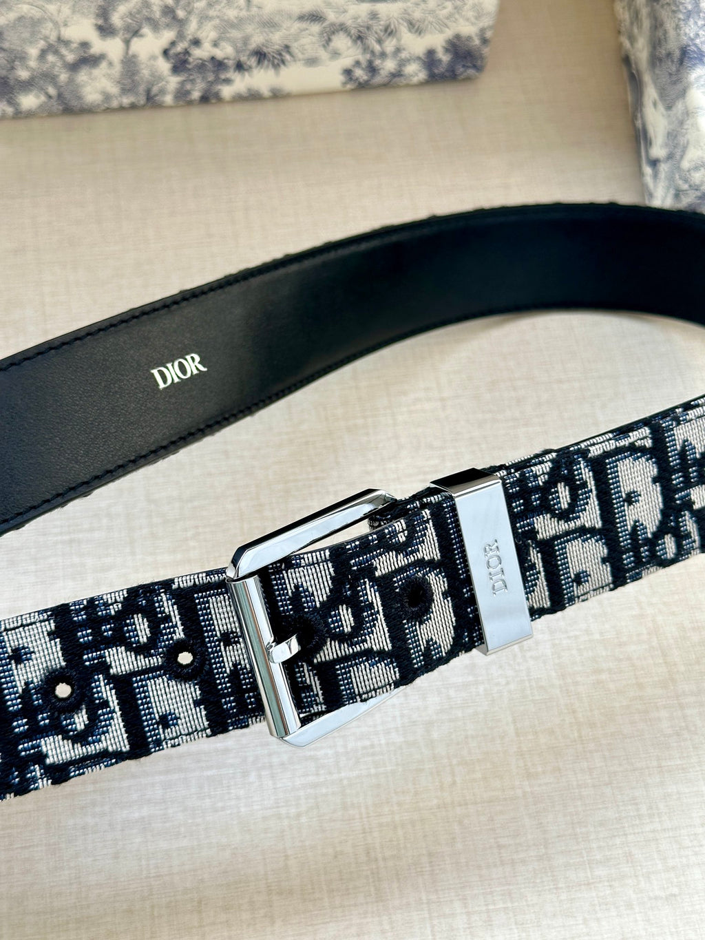 P1Q115D26 Popular High quality belt With full package