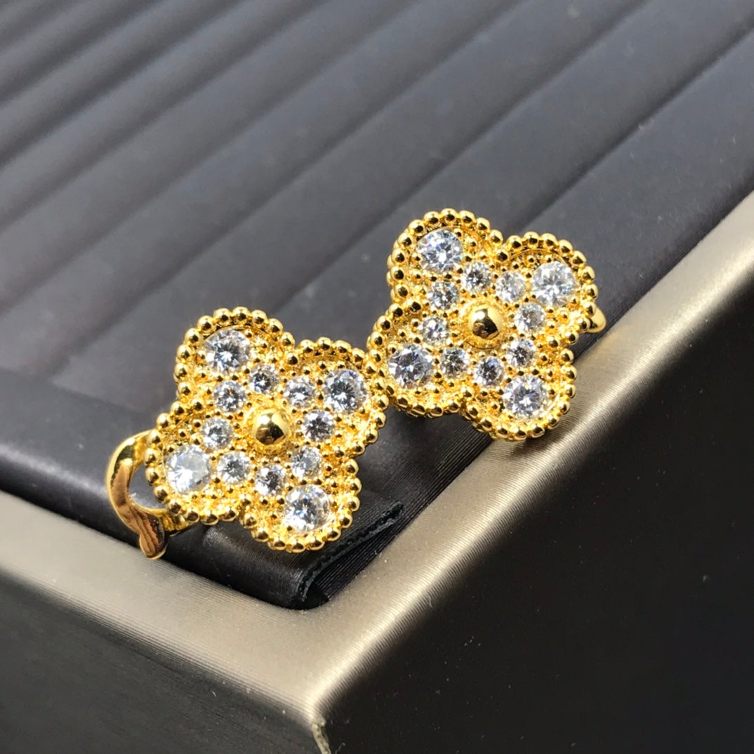 X5X63VA195E Popular  Earrings