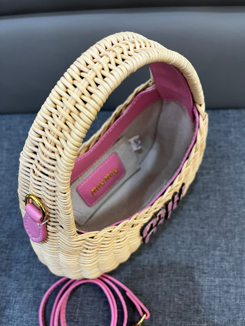 B1P46A119 Popular woven bag