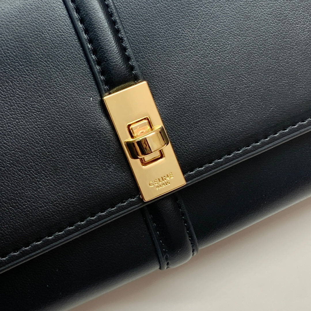 B1X44CL374 Popular  leather bag (with box)