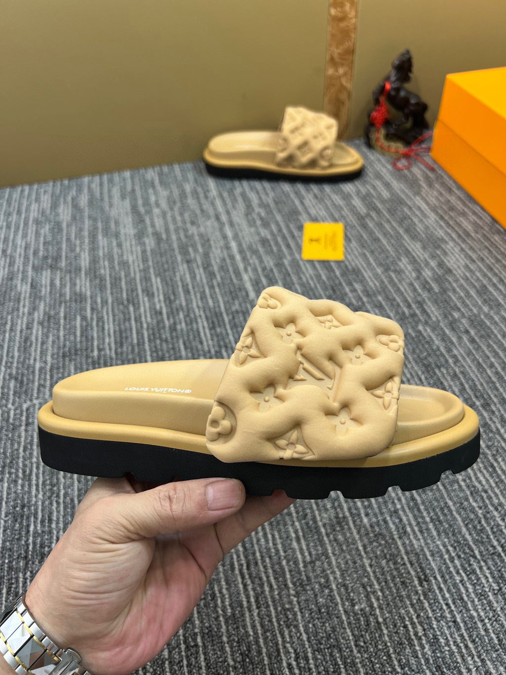 Z5YE116 Popular Slippers