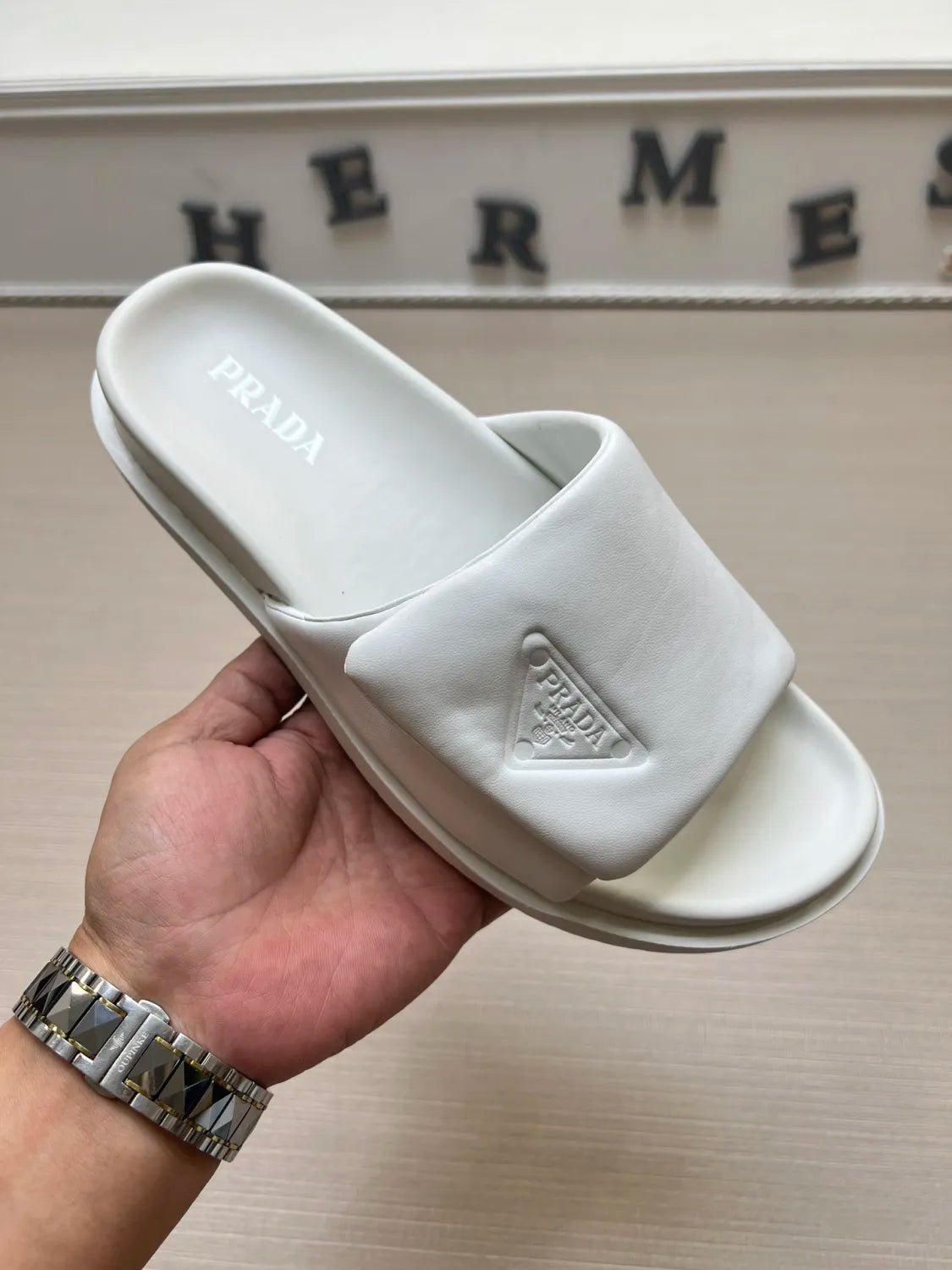 Z54PD7 Popular slippers