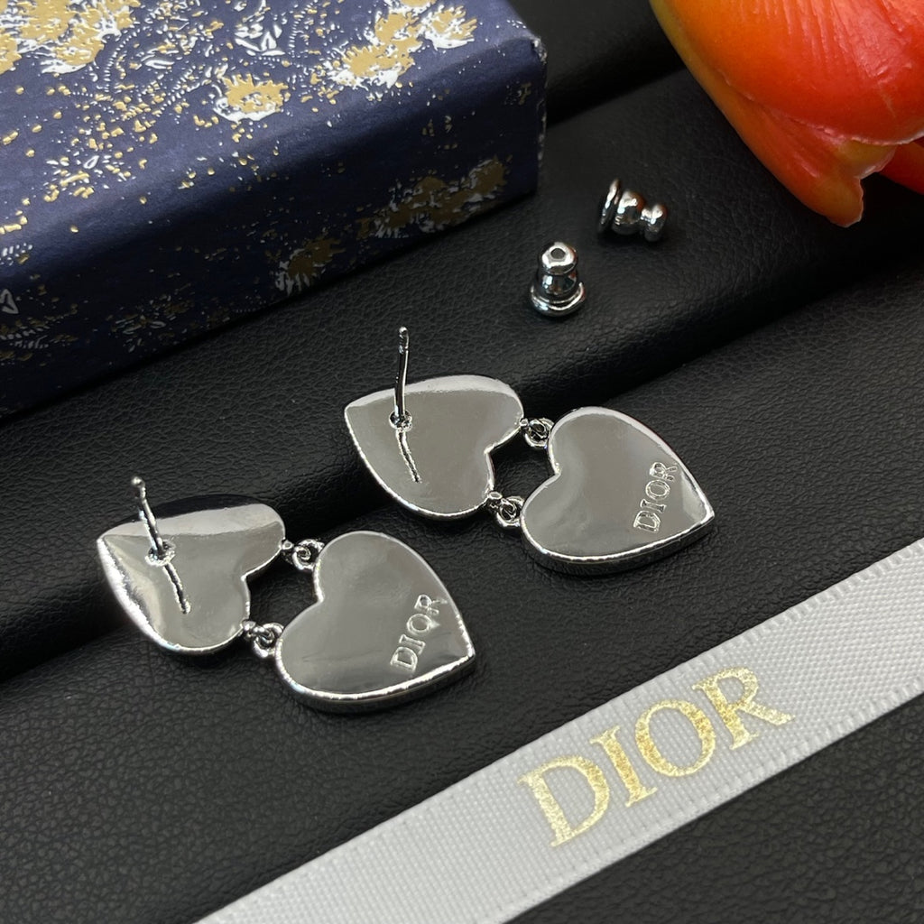 X1Z94D773E Popular Earrings