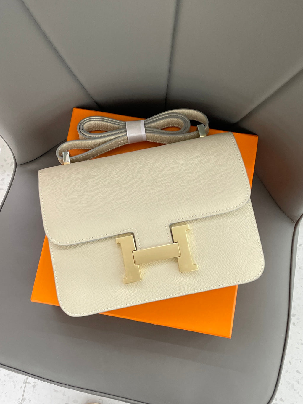 B1N55H65 Popular  leather bag