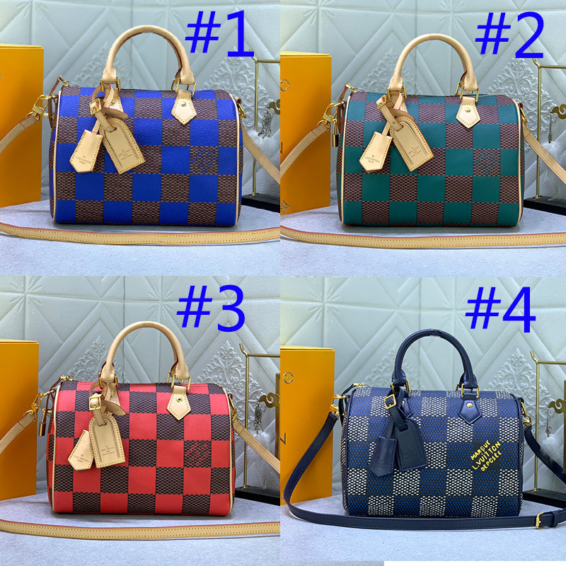 B12X44E269 Popular  leather bag 