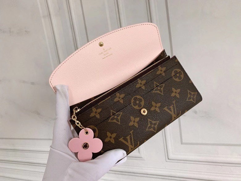 B1P46E55 Popular leather Wallets
