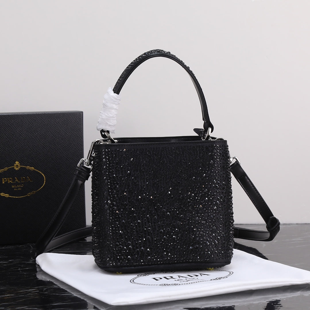 B12X44P265 Popular leather bag 