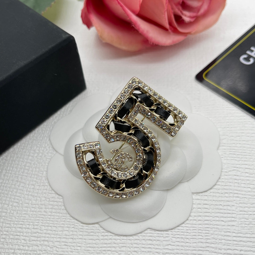 X1Z94C846E Popular Brooch