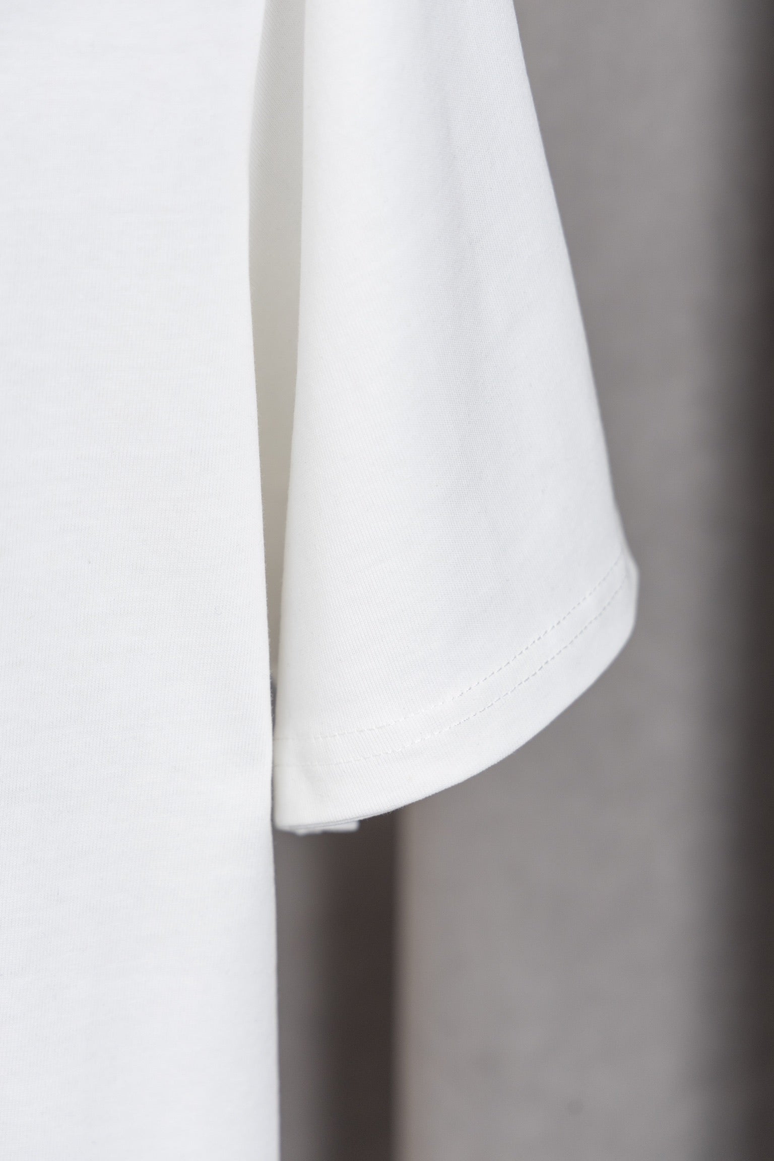 U1W25E3  Popular T-shirts