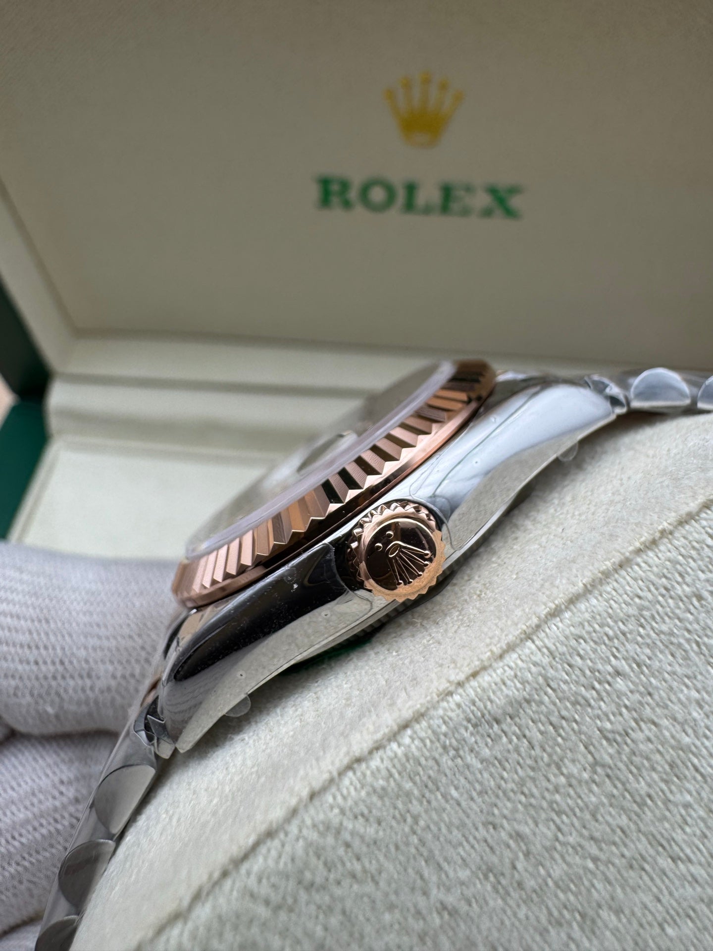 L1R36L11 Popular Watches