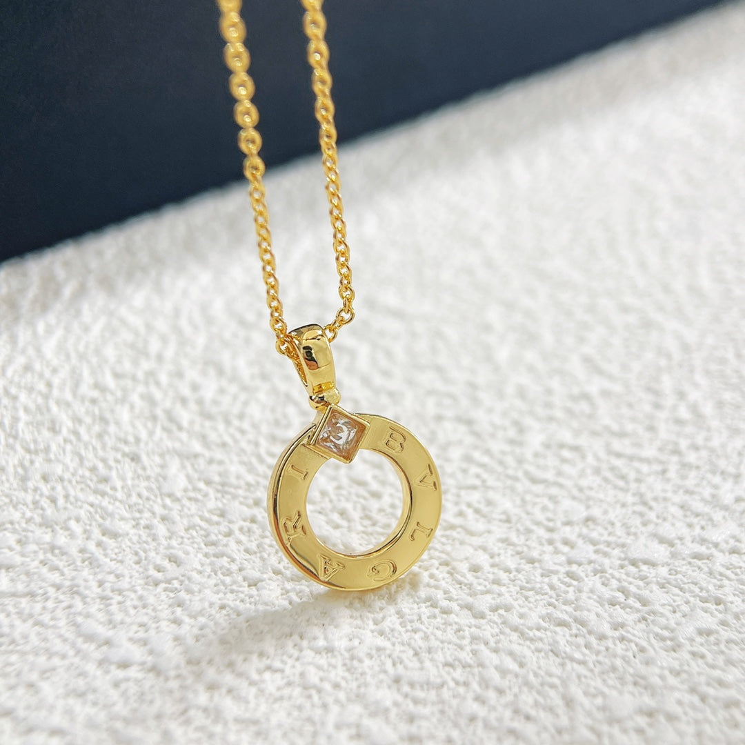 X1Q85S419X Popular Necklaces