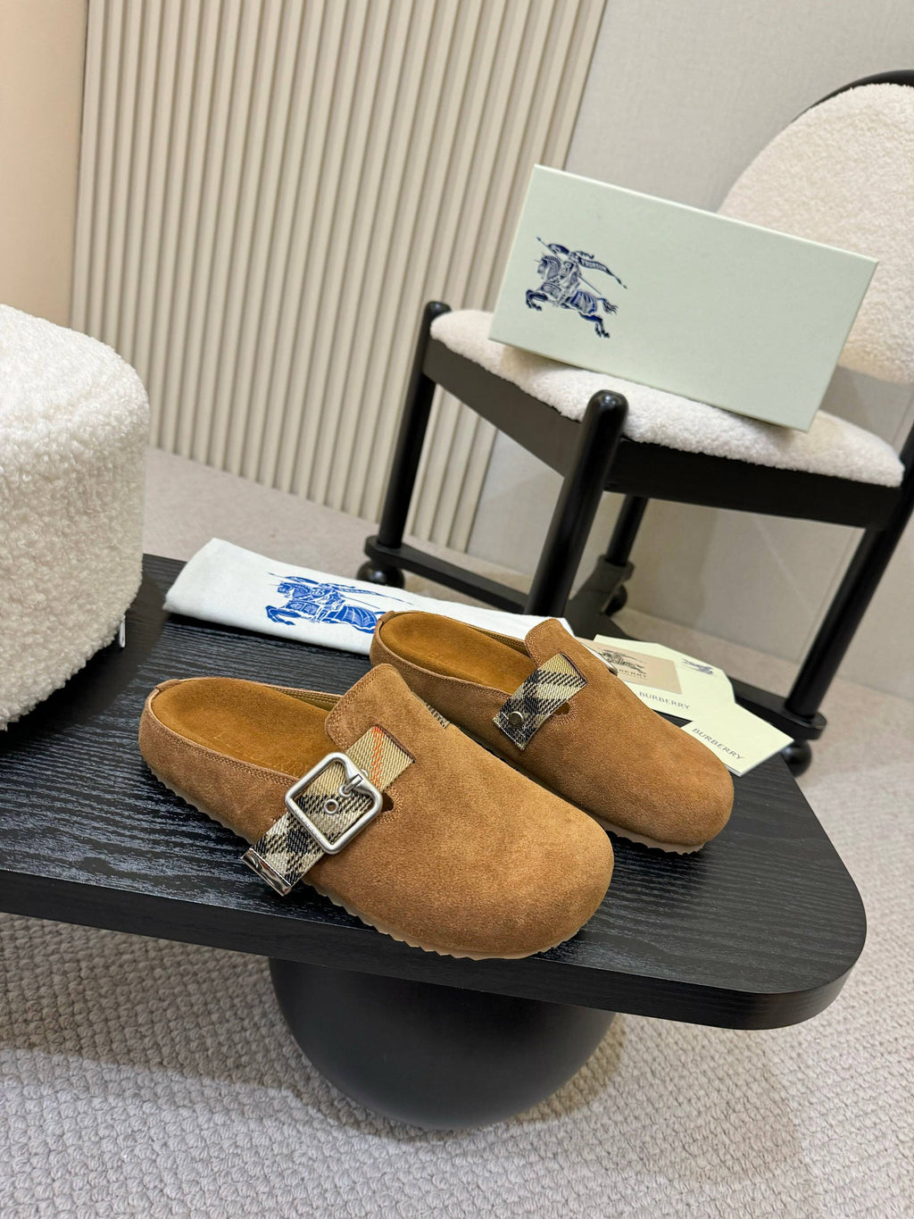 Z2Q105R242 Popular high-quality  Shoes
