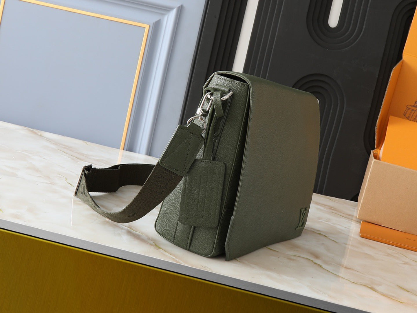 B1P36E78 Popular leather bag