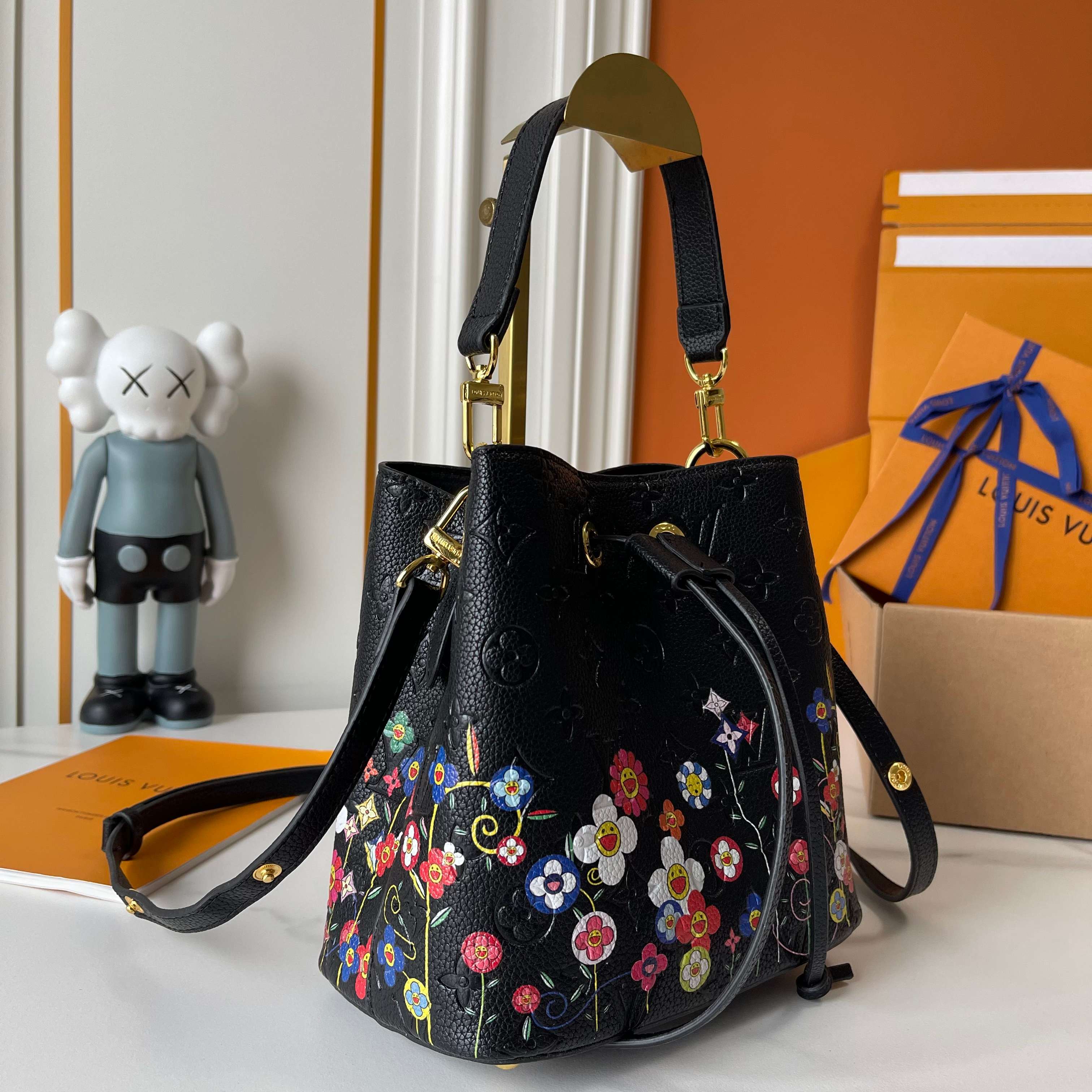 B1R15E33  Popular   leather bag