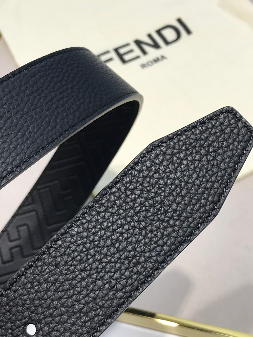 P1Q64F85 Popular  High quality belt With full package