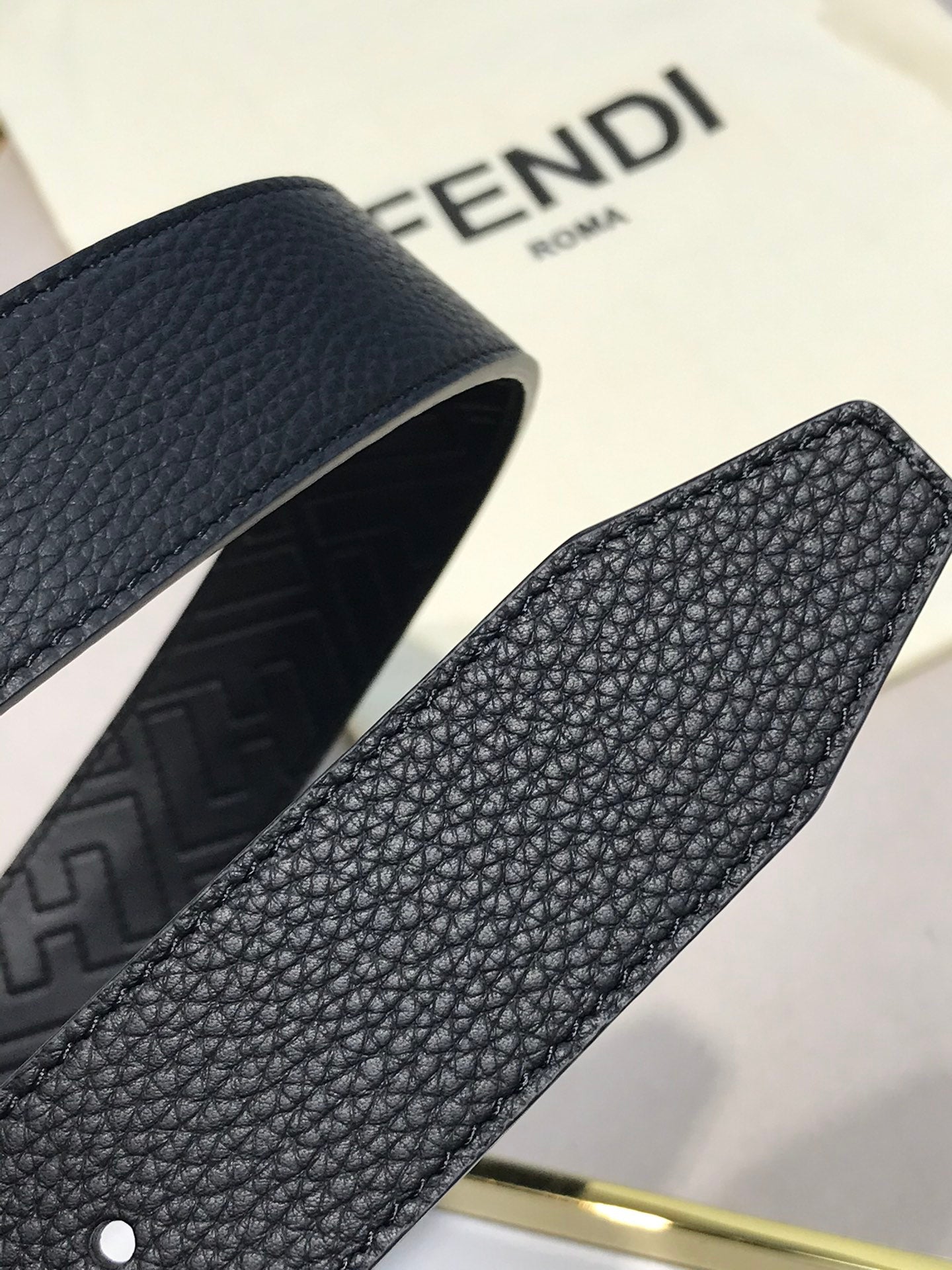 P1Q64F85 Popular  High quality belt With full package