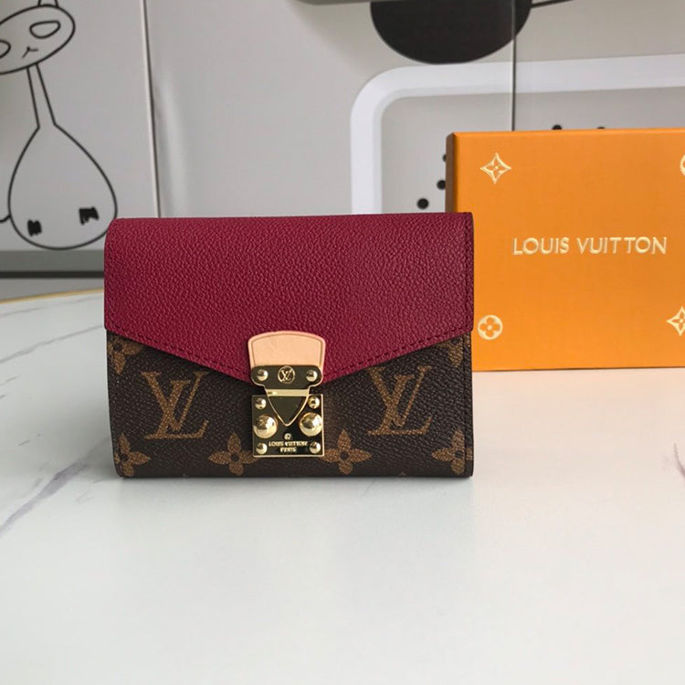 B1P20E10 Popular leather wallets