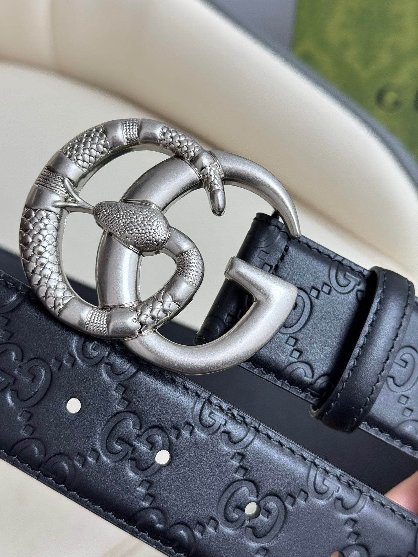 P1R55B240 Popular  High quality belt With full package