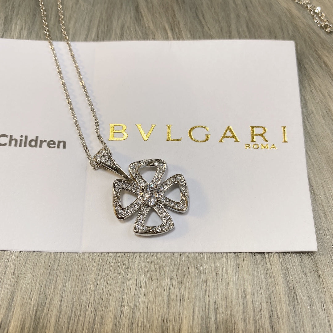 X1Q85S71X Popular Necklace