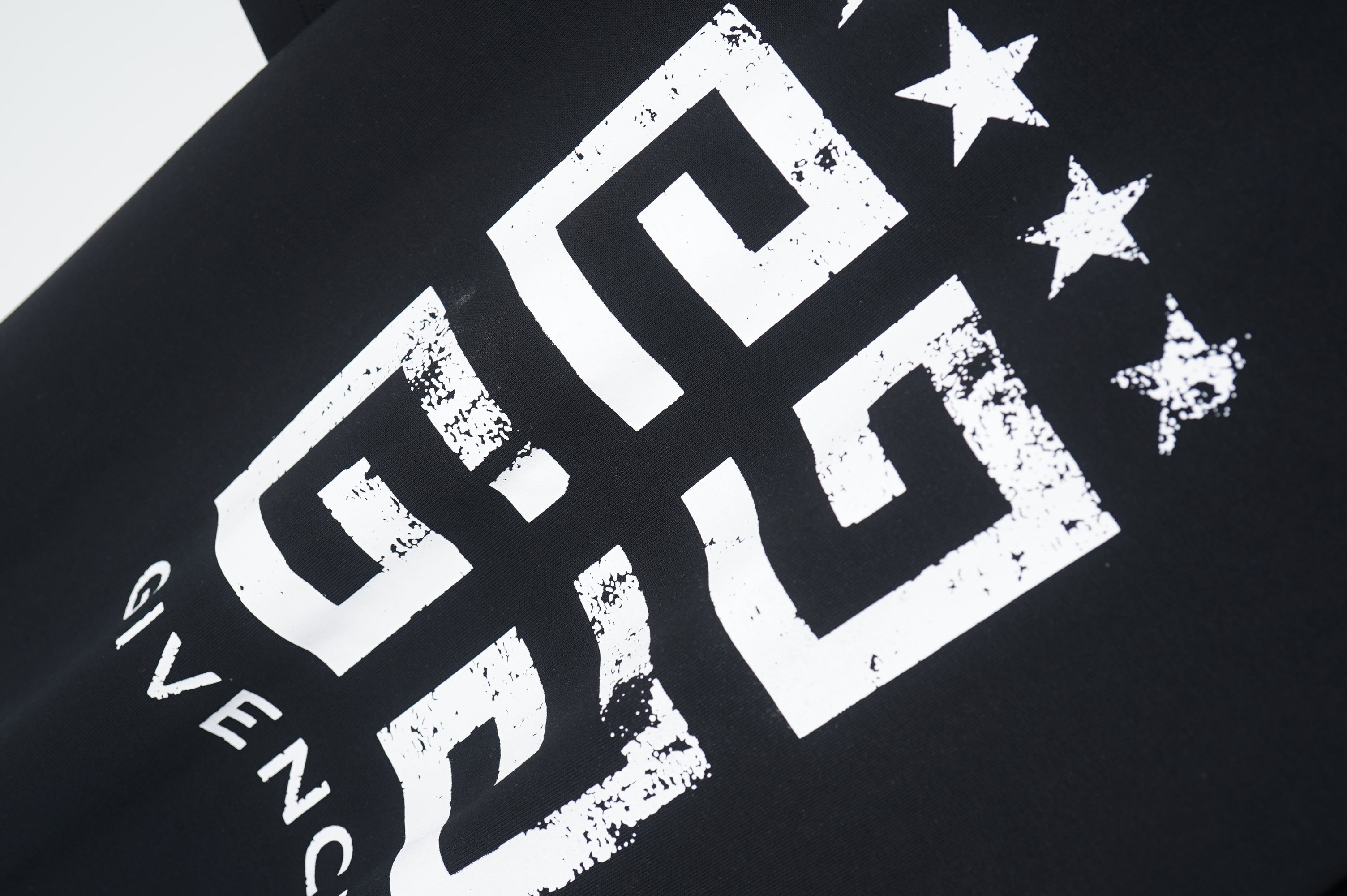 U1R76A6 Popular T-shirts